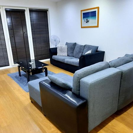 Max'Em Lexington Luxury Apartment สลาว ภายนอก รูปภาพ