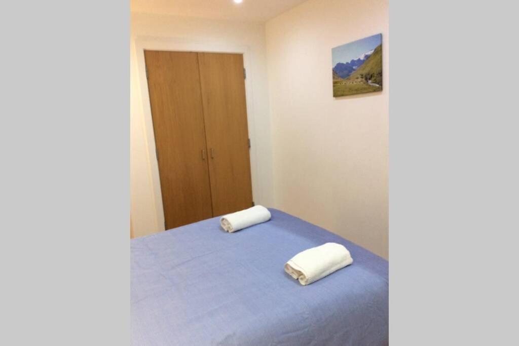 Max'Em Lexington Luxury Apartment สลาว ภายนอก รูปภาพ
